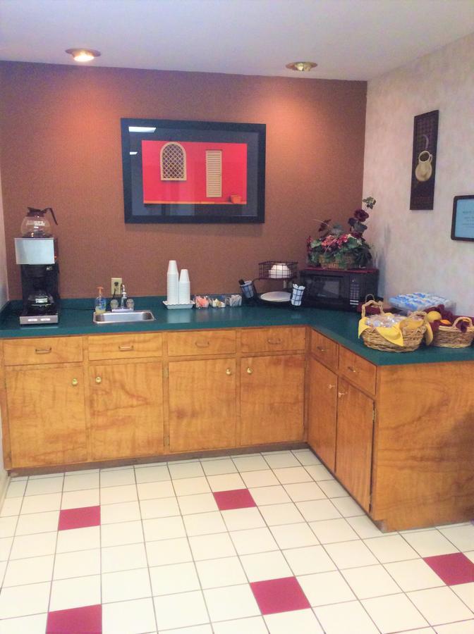 Americas Best Value Inn Of Decatur Bagian luar foto