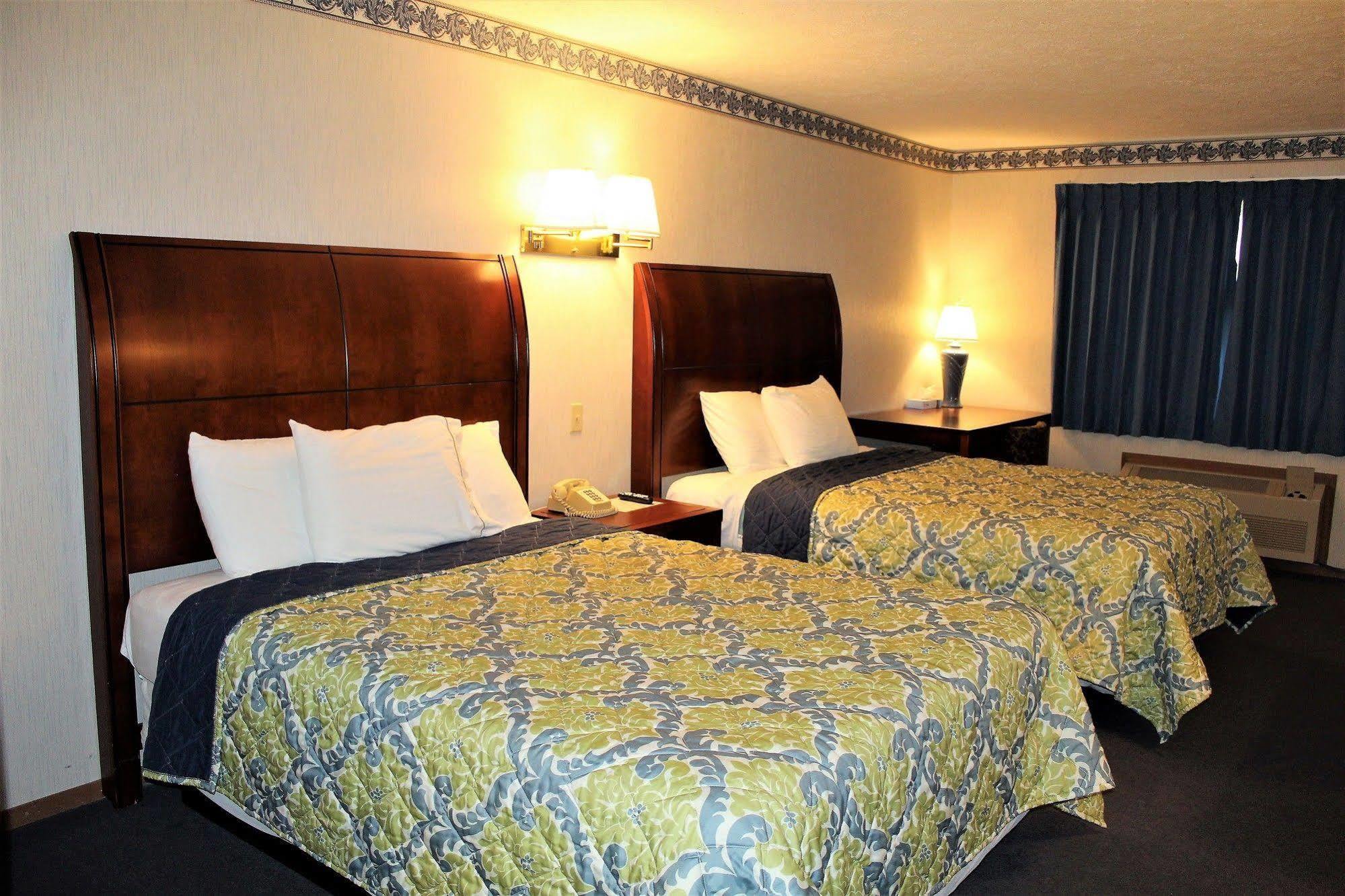 Americas Best Value Inn Of Decatur Bagian luar foto